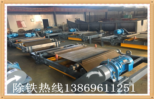 永磁自卸式除鐵器皮帶跑偏原因解析 永磁自卸式除鐵器皮帶跑偏原因解析