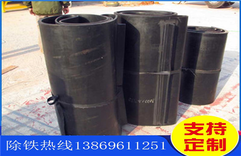 永磁除鐵器，皮帶除鐵器，永磁皮帶除鐵器安裝高度有什么標(biāo)準(zhǔn)嗎