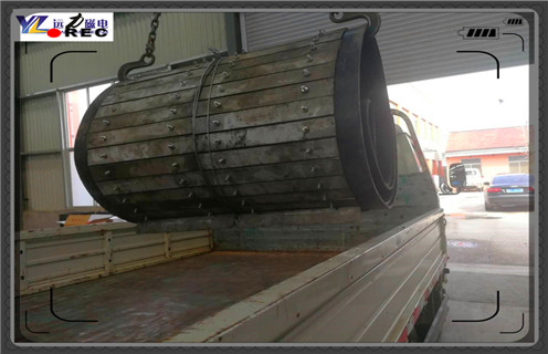 除鐵器，帶式除鐵器，帶式除鐵器吸鐵時(shí)皮帶被刺破