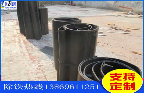 皮帶除鐵器，永磁皮帶除鐵器，內(nèi)蒙古永磁皮帶除鐵器_安裝_內(nèi)蒙古永磁皮帶除鐵器跑偏原因及如何調(diào)_刮板價格 