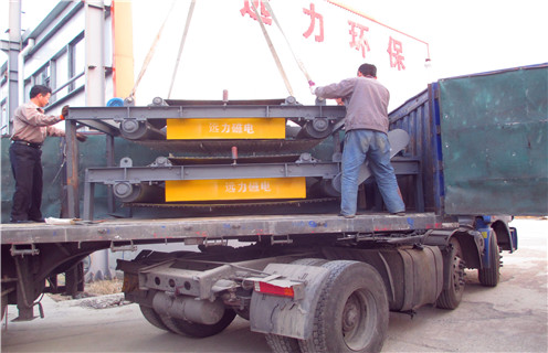 永磁自卸式除鐵器，河南RCYB-10永磁自卸除鐵器_技術(shù)參數(shù)_河南RCYB-10永磁自卸除鐵器磁塊安裝方式_如何換帶 