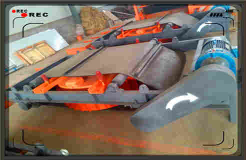 自卸式電磁除鐵器，山東RCDD-12自卸式電磁除鐵器安裝視頻國家標(biāo)準(zhǔn)_山東RCDD-12自卸式電磁除鐵器安裝視頻廠家配件_型號及工作視頻