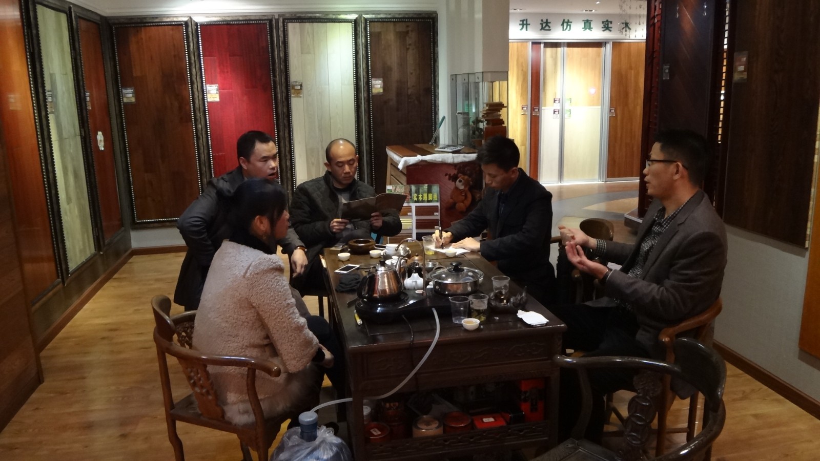 商業(yè)地產策劃具體做什么？（商業(yè)地產企劃做什么）